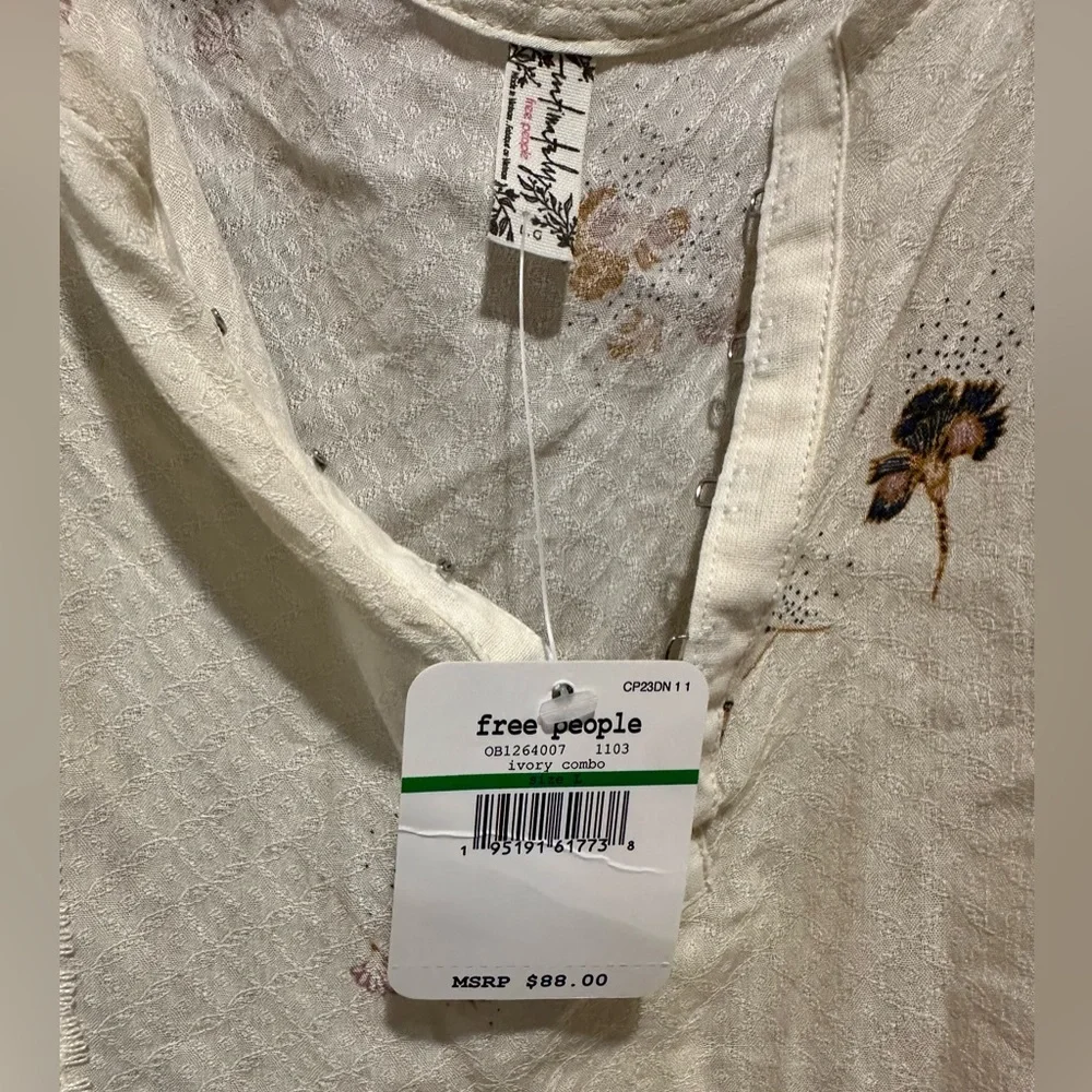 NWT Free People Give A Little Mini Slip Dress With Lace Inserts in Ditsy Print - Picture 6 of 6
